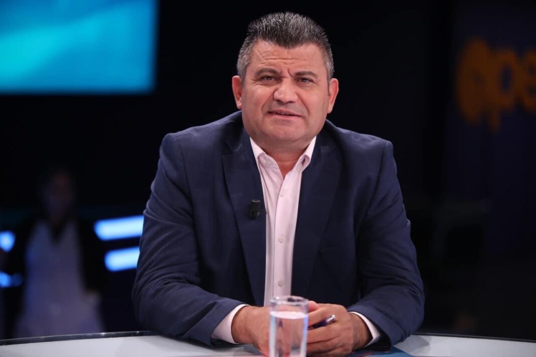 Mentor Kikia tregon efektin mediatik të Lulzim Bashës