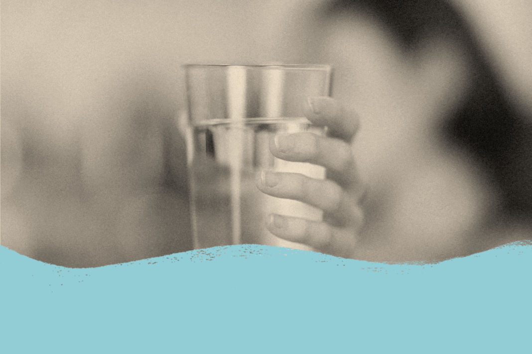 Çfarë ndodh nëse pini shumë ujë? Disa këshilla të vlefshme