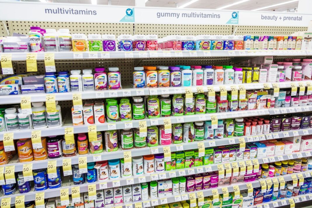 Vitaminat Gummy po rriten në popullaritet. A janë të shëndetshme apo thjesht karamele?