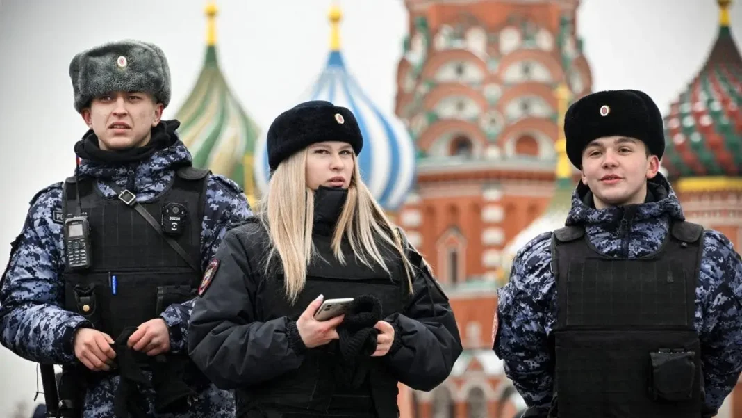 Amerikanëve u është thënë të largohen nga Rusia ‘menjëherë’ ose të përballen me arrestime të rreme