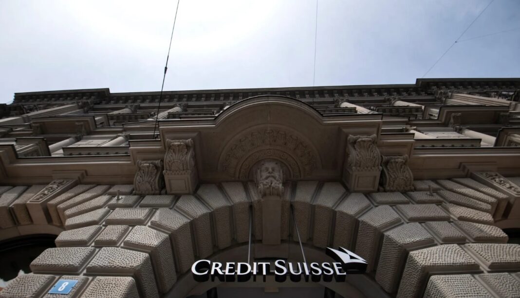 Nëse Zvicra e mërzitshme nuk mund të shpëtojë bankat e saj, kush mundet?