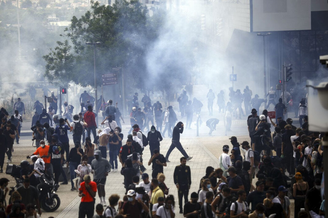 Trazirat e Francës krijojnë mundësira për të djathtën ekstreme