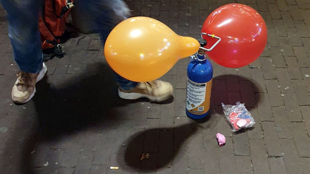 Tullumbacet me azot që përdoren nga të rinjtë/ Ja efektet negative