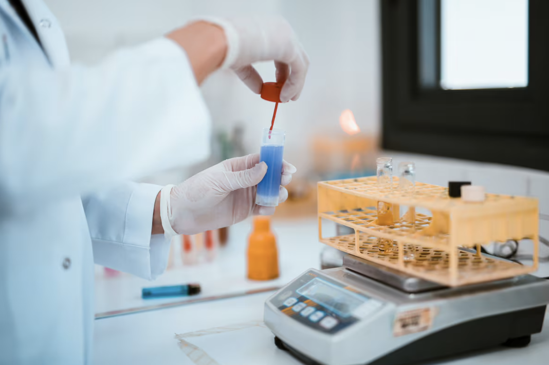 Analizat e gjakut që të gjithë duhet t’i bëjnë