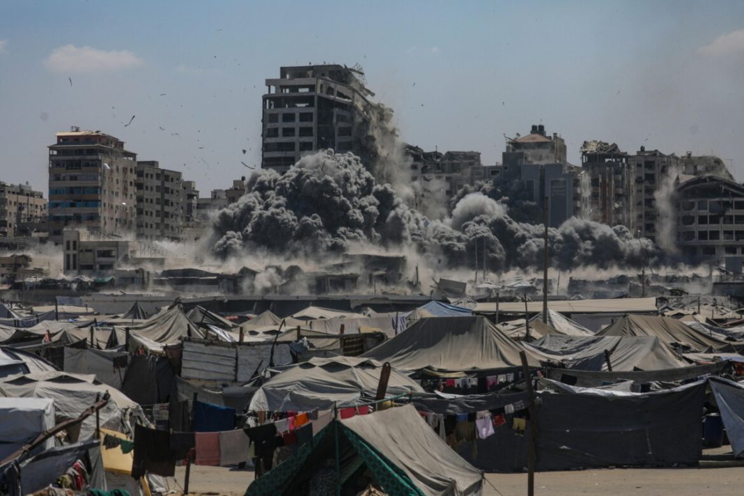 Qindra tanke rreth Gazës, gati për pushtim