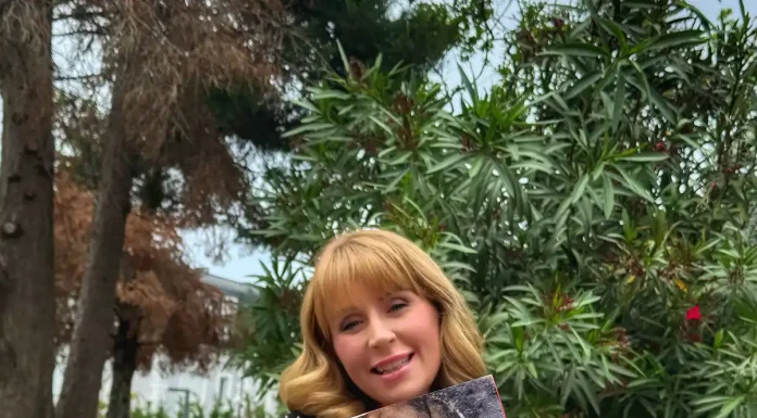 Gabimi që i ndryshoi jetën: Historia e Alice Taylor, gazetarja britanike në Shqipëri