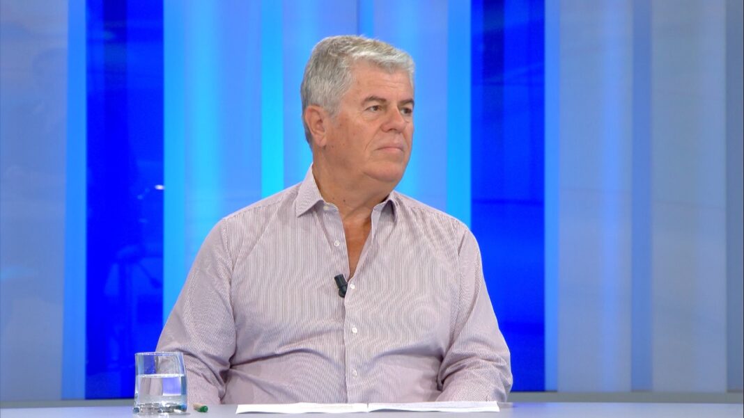 Nga Zak Topuzi: Zvërneci nuk është Revolucioni Anglez
